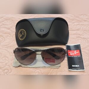 Ray-Ban Aviator Sunglasses RB3386